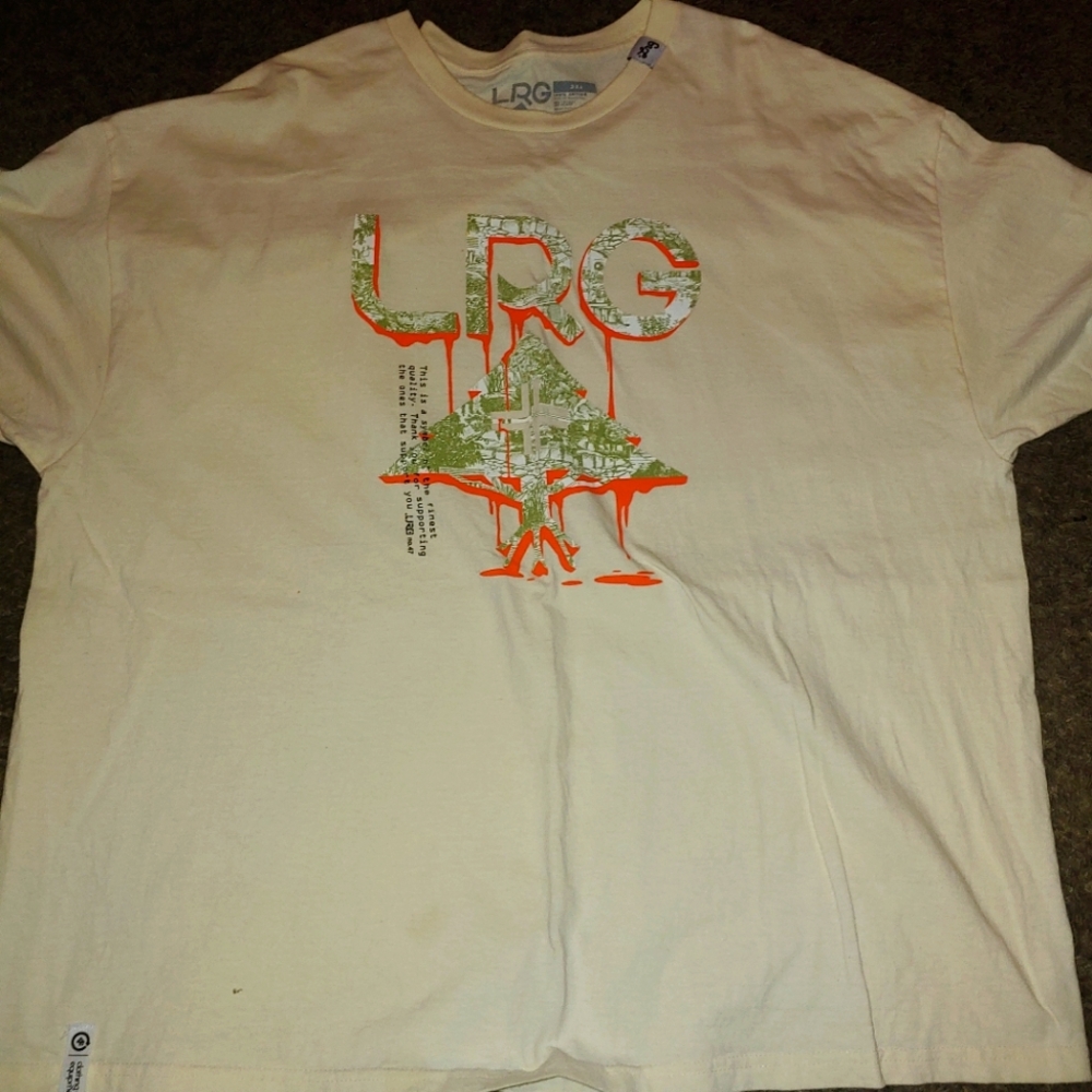 LRG T-SHIRT